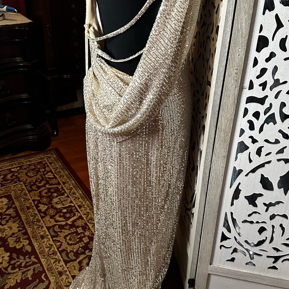 Ieena-Mac Duggal Draped Sheeth Gown - Picture 5 of 8